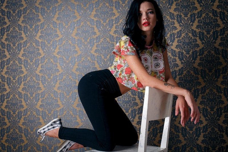 Вива, 23